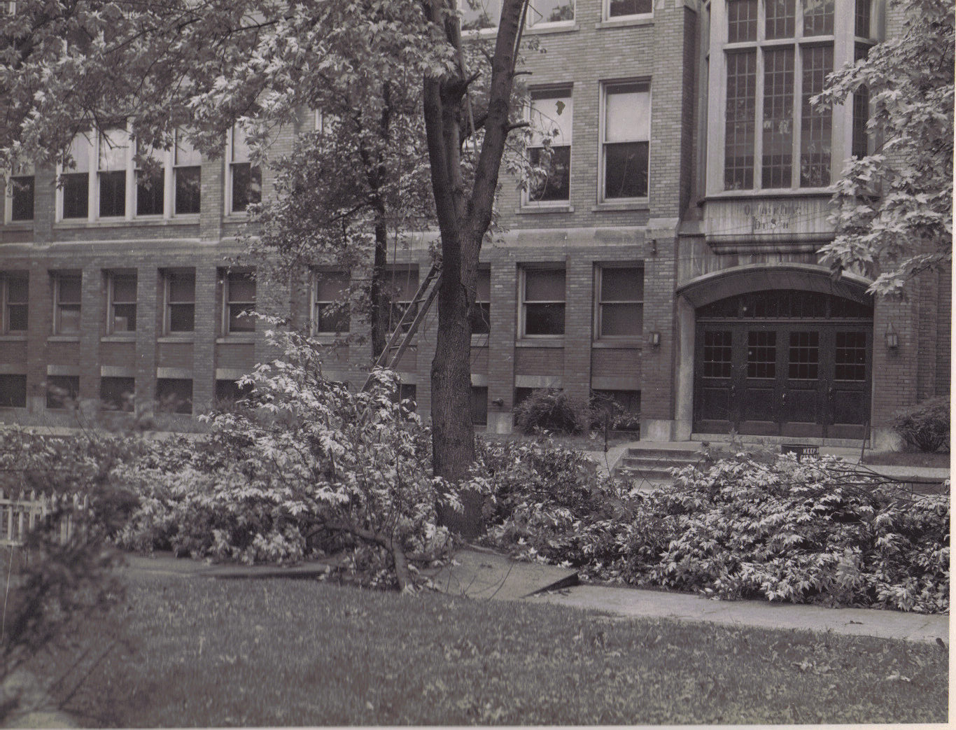River Rouge Historical Museum Ann Visger School Archive